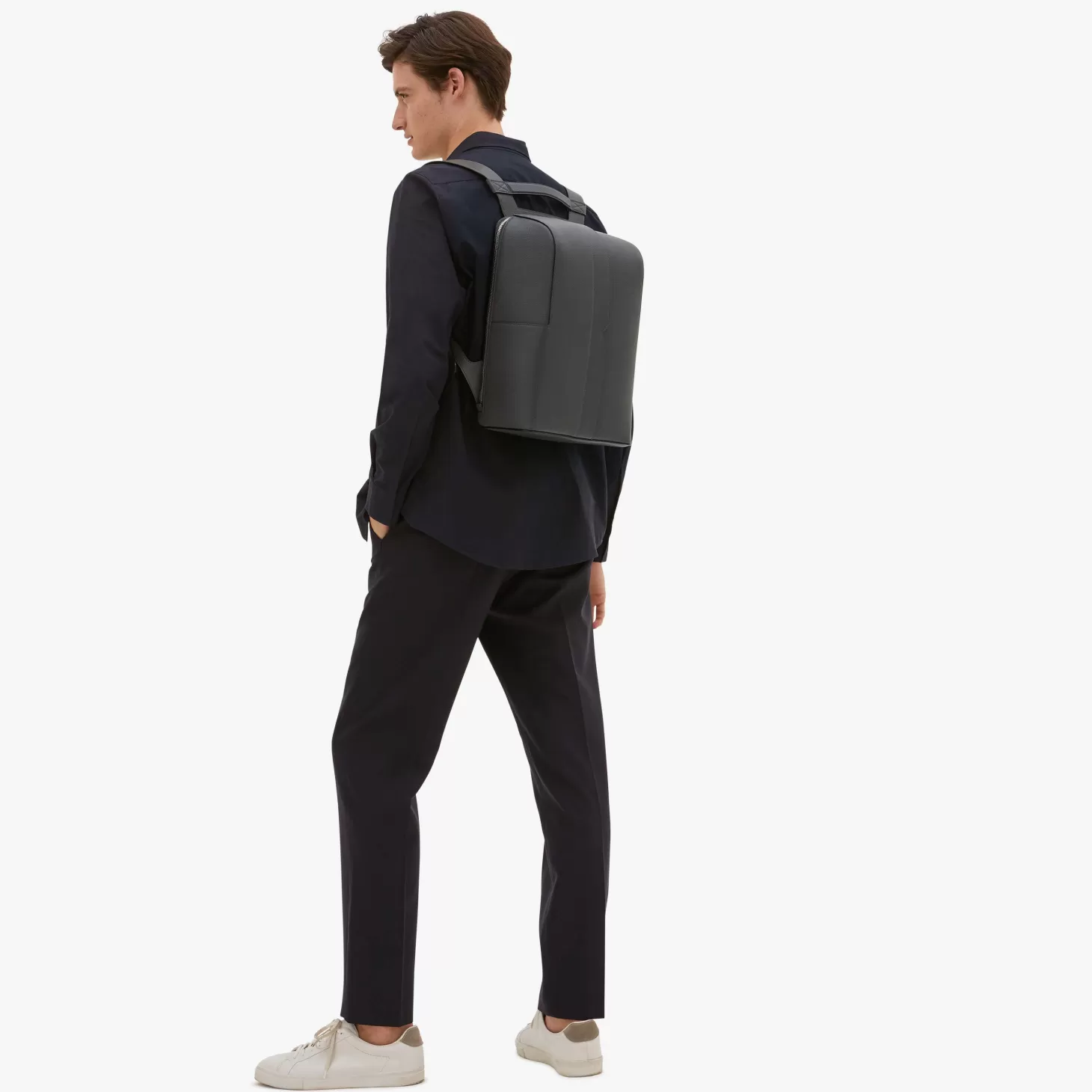 V-Line Backpack | Valextra Fashion