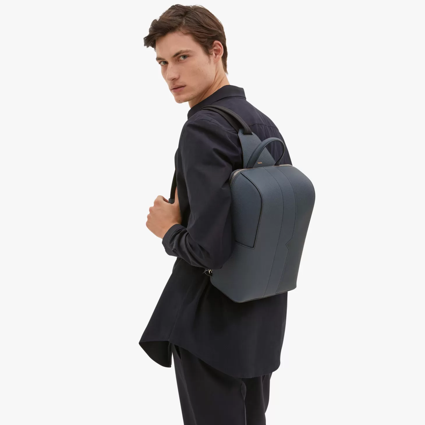 V-Line One Shoulder Backpack | Valextra Online